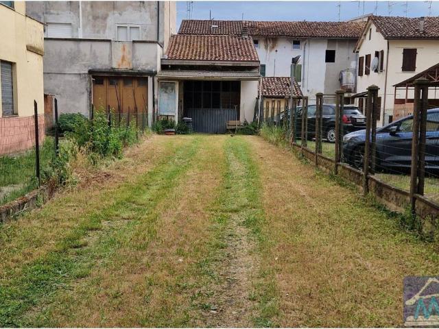 Box in vendita a Pianura Reggiana, Re