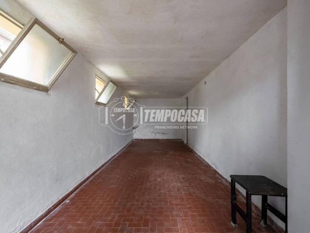 Box in vendita a Unione della Romagna Faentina, Faenza