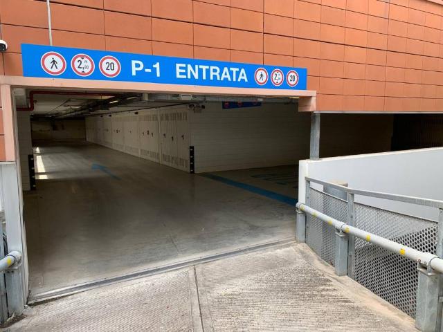 Box in vendita a Sassonia, Fano