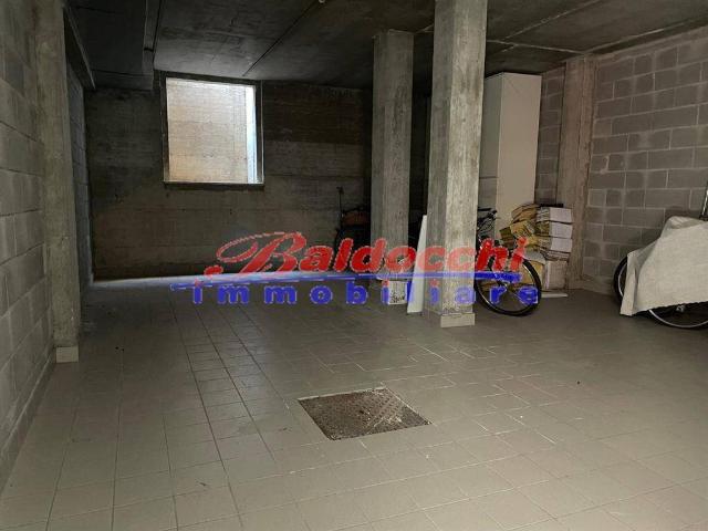 Box in vendita a Trave, Marche