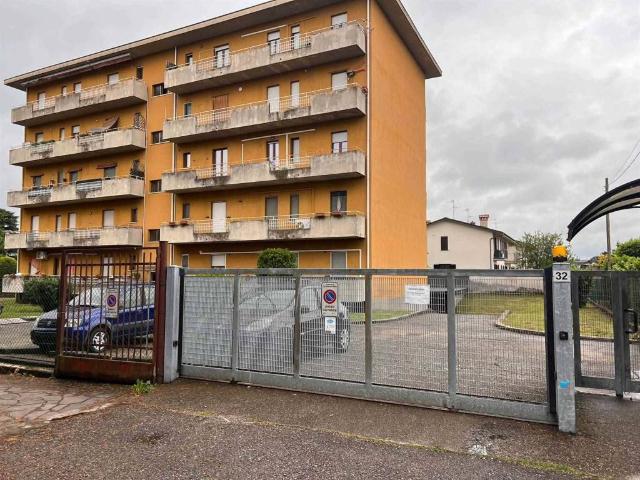 Box in vendita a Fara Gera D'adda, Lombardia