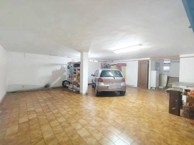 Box in vendita a Puglia, Brindisi