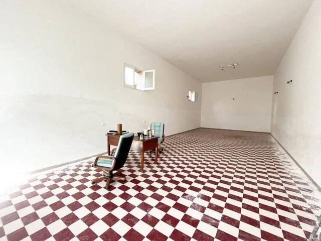 Box in vendita a Puglia, Brindisi