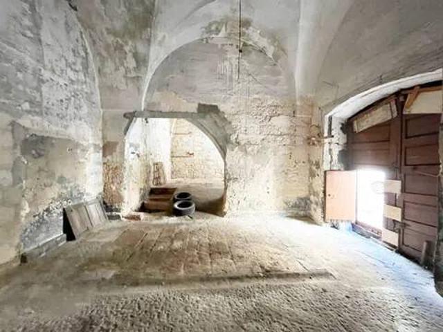 Box in vendita a Puglia, Brindisi