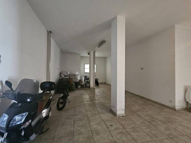 Box in vendita a Villa Vitali, Marche