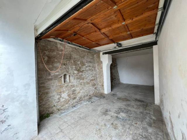 Box in vendita a Marche, Fermo