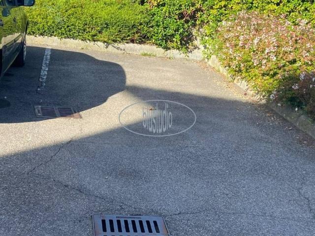 Box in vendita a Burchio, Figline e Incisa Valdarno