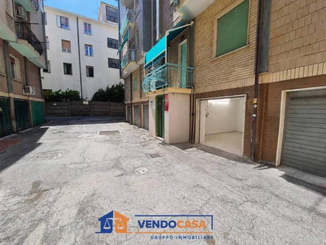 Box in vendita a Finalmarina, Finale Ligure
