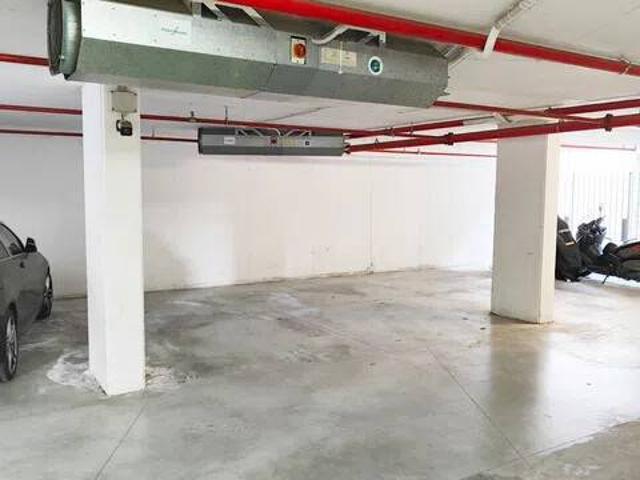 Box in vendita a Isolotto, Firenze