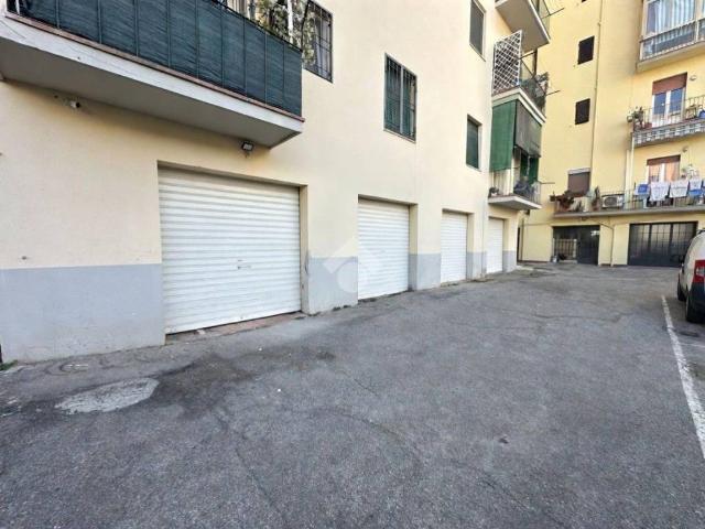 Box in vendita a Quartiere 3, Firenze