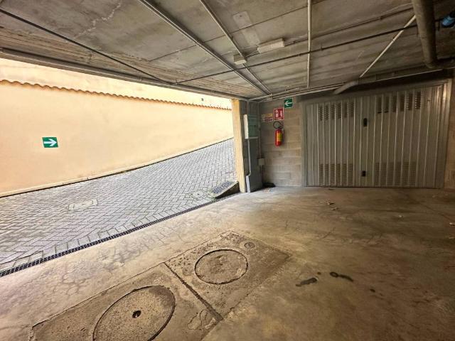 Box in vendita a Quartiere 5, Firenze