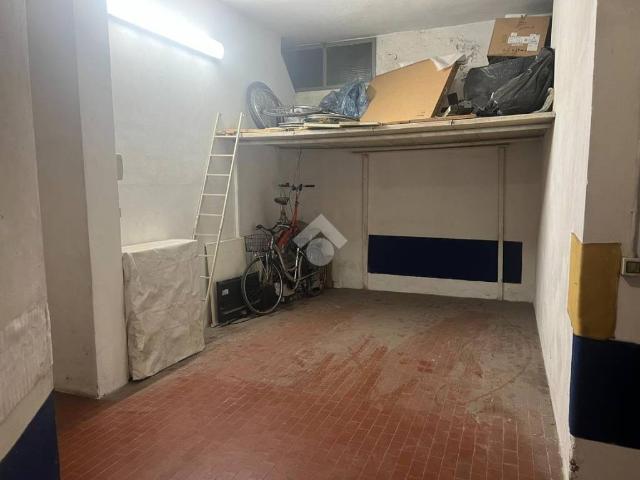 Box in vendita a Quartiere 2, Firenze