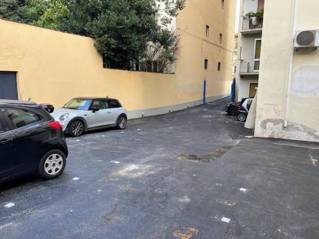 Box in vendita a Quartiere 5, Firenze