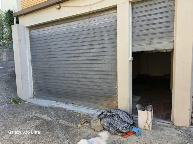 Box in vendita a Isolotto, Firenze