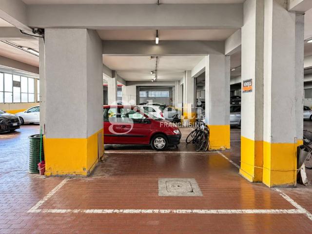 Box in vendita a Quartiere 5, Firenze