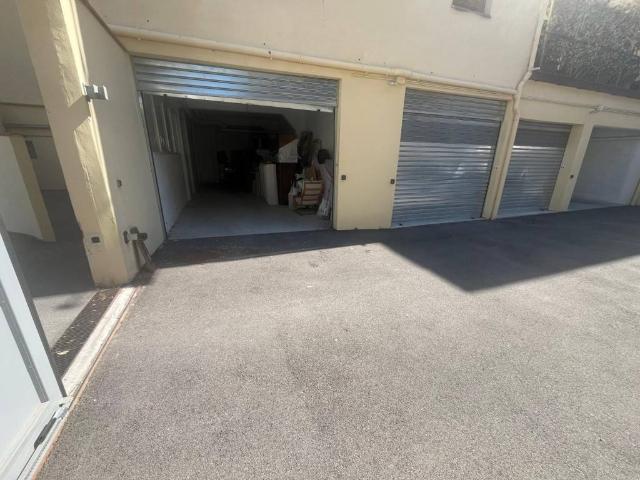 Box in vendita a Quartiere 5, Firenze