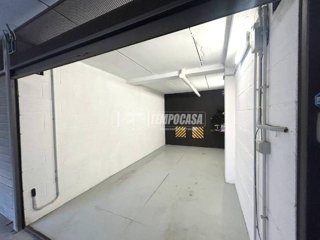 Box in vendita a Passoscuro, Fiumicino
