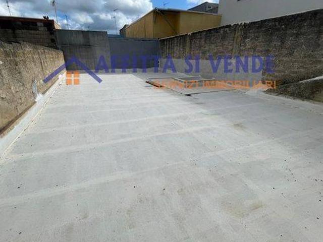 Box in vendita a Floridia, Sicilia