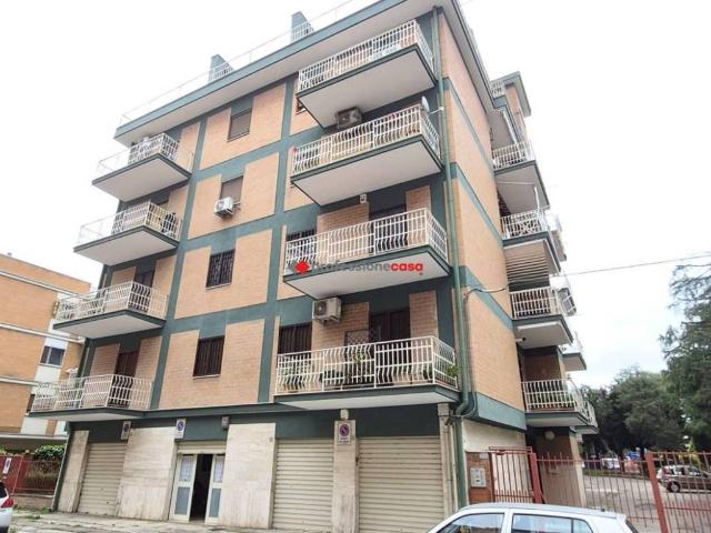 Box in vendita a Rione San Ciro, Puglia
