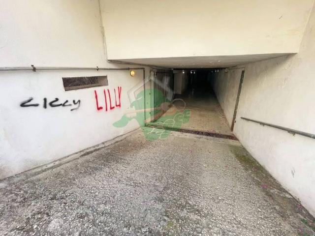 Box in vendita a Puglia, Foggia
