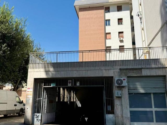 Box in vendita a Foggia