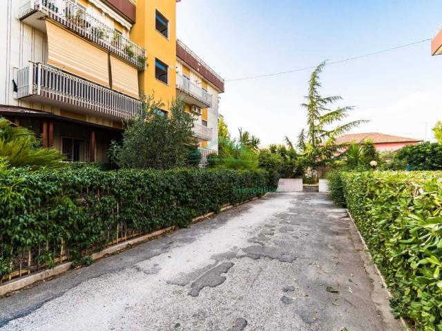 Box in vendita a Puglia, Foggia