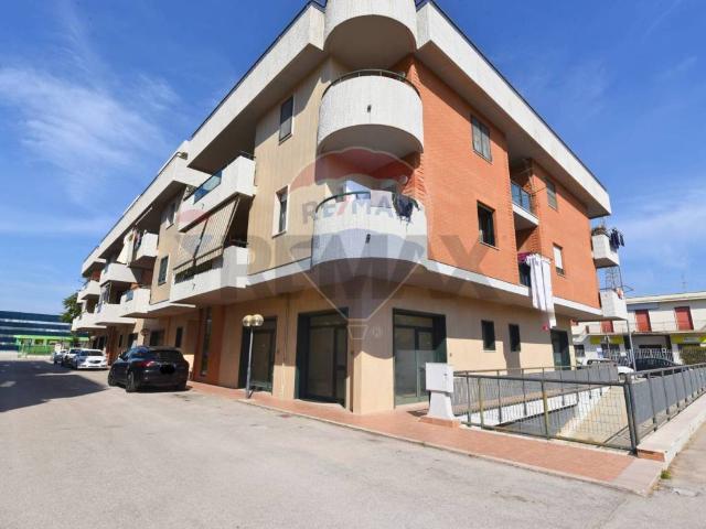 Box in vendita a Puglia, Foggia