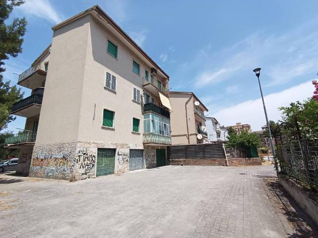 Box in vendita a Puglia, Foggia