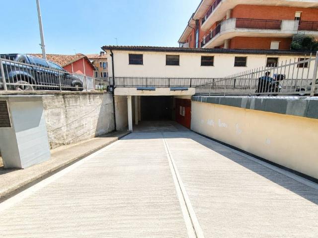 Box in vendita a Piemonte, Cuneo