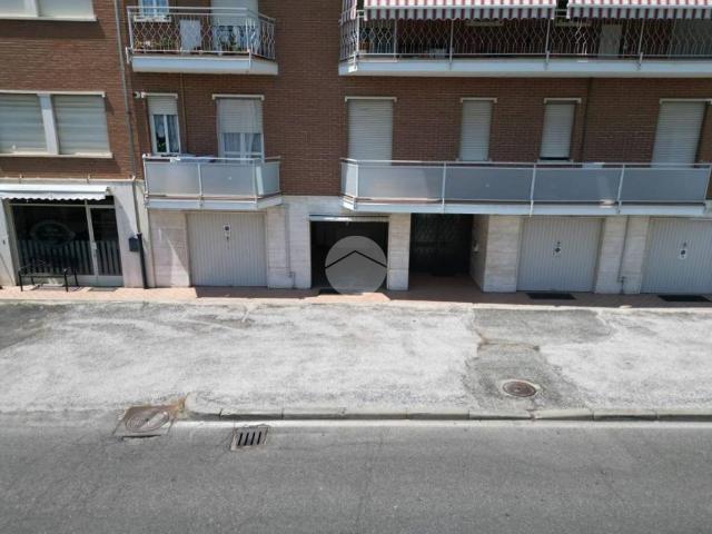 Box in vendita a Piemonte, Cuneo