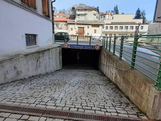 Box in vendita a Piemonte, Cuneo