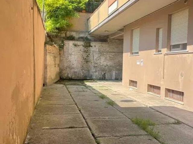 Box in vendita a Vallone, Francavilla Al Mare