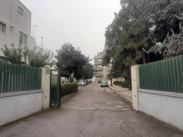 Box in vendita a Puglia, Brindisi