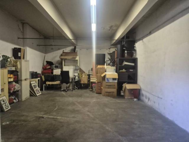 Box in vendita a Frosinone, Lazio