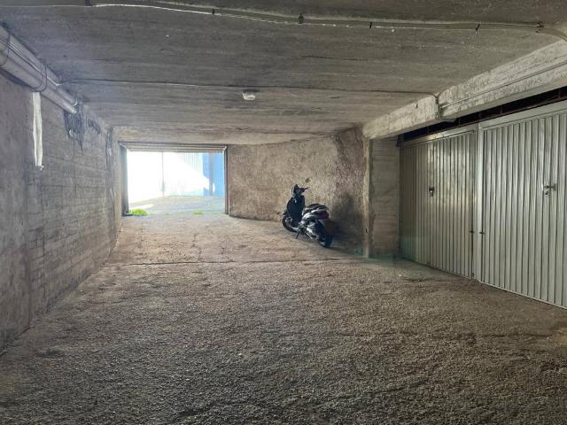 Box in vendita a Gaeta, Lazio