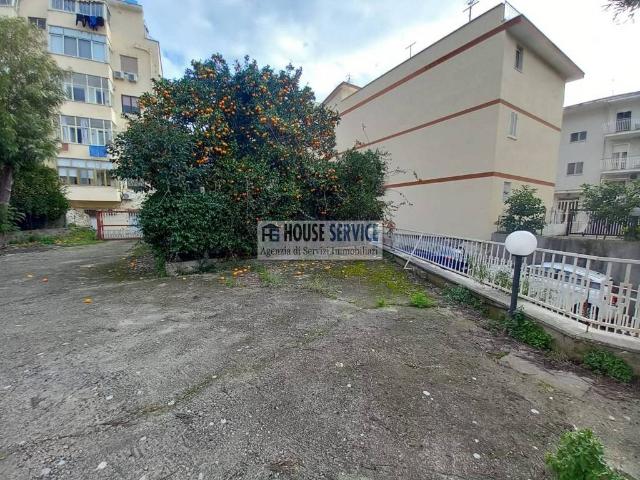 Box in vendita a Gaeta, Lazio