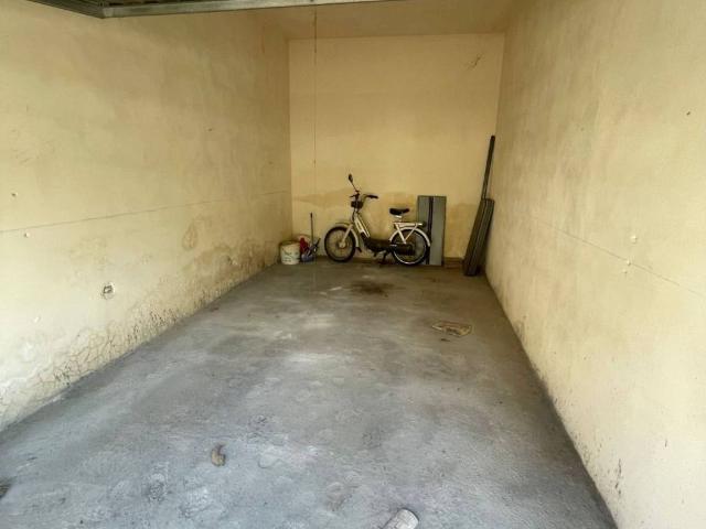 Box in vendita a Puglia, Lecce