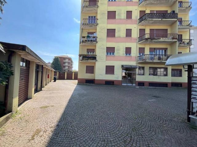 Box in vendita a Azalee, Gallarate