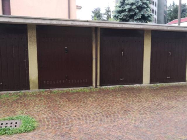 Box in vendita a Gallarate, Lombardia