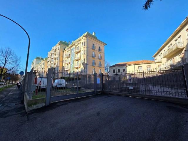 Box in vendita a Centro, Gallarate