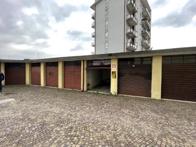 Box in vendita a Azalee, Gallarate