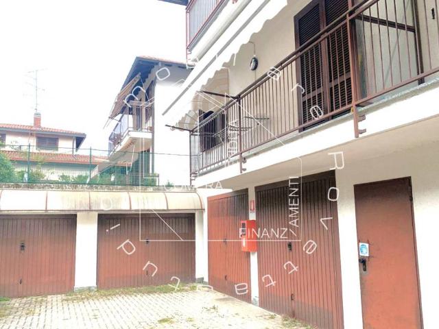 Box in vendita a Gallarate, Lombardia