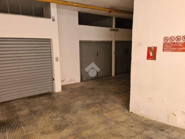Box in vendita a Puglia, Lecce