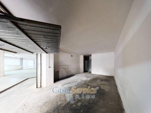 Box in vendita a Puglia, Lecce