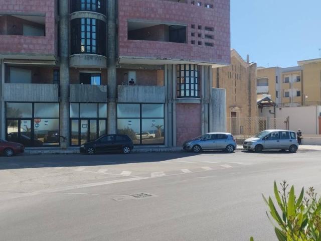 Box in vendita a Puglia, Lecce