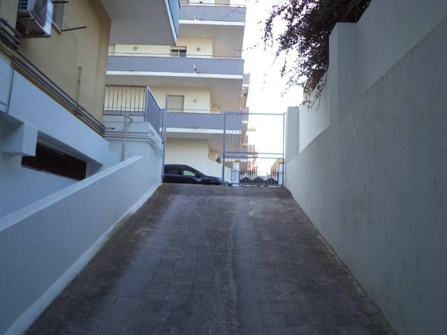 Box in vendita a Puglia, Lecce