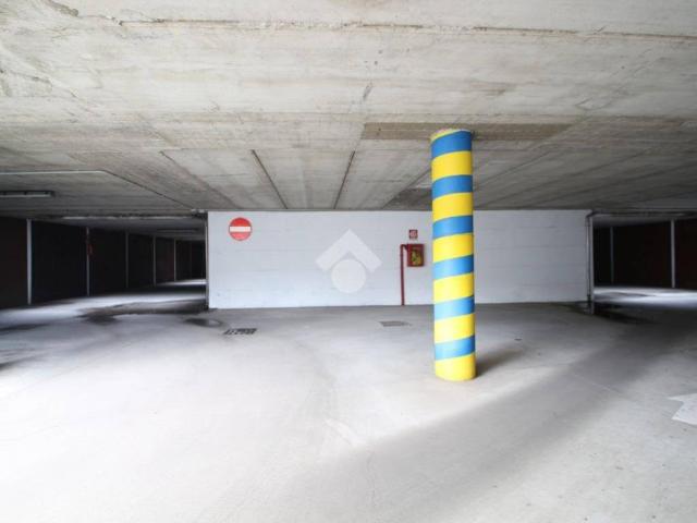 Box in vendita a Santa Maria Rossa, Garbagnate Milanese