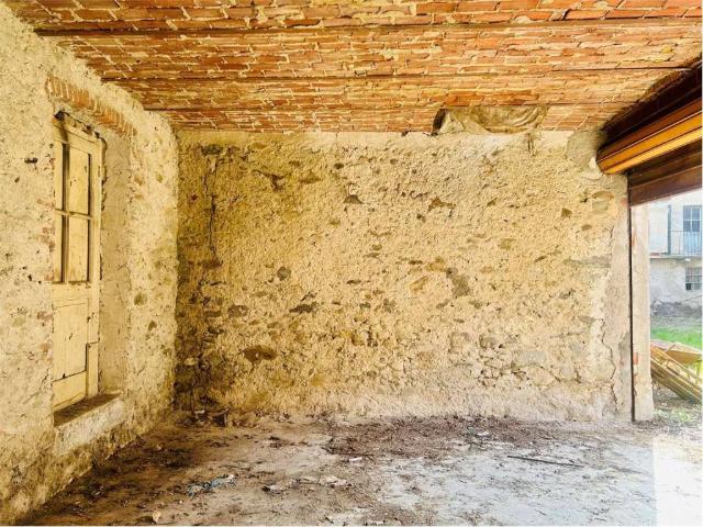 Box in vendita a Piemonte, Cuneo