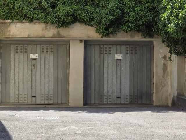Box in vendita a Garlate, Lombardia