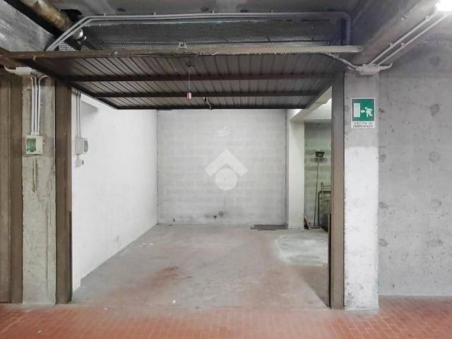 Box in vendita a Val Polcevera, Serra Riccò